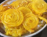 A picture of step 7 of Jalebi.