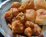 प्याज के पकौड़े (Pyaz ke pakode recipe in hindi) रेसिपी चरण 2 फोटो