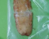 Foto langkah ke 3 dari resep Pisang goreng penyet crispy.