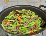 Foto langkah ke 4 dari resep Buncis tumis jantung ayam 🌶️.