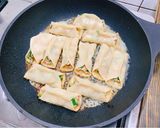 A picture of step 5 of Crispy Pan-Fried Dumplings (Guotie).