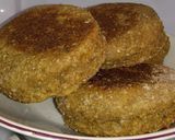 Foto del paso 7 de la receta: Muffins de salvado de trigo rellenos de pechuga de pollo molida con torrejas de remolacha cocida