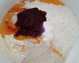 Foto langkah ke 1 dari resep Donat buah naga.