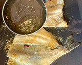 Foto del paso 8 de la receta: Dorada al horno con vuelcos 🐟