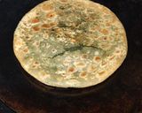 बथुए का पराठा (bathuye ka paratha recipe in Hindi) रेसिपी चरण 5 फोटो