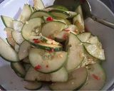 Foto langkah ke 3 dari resep Acar Timun Iris.