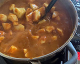 Foto del paso 14 de la receta: Cazuela de merluza y langostinos con su caldo