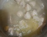 Foto langkah ke 4 dari resep Sop tulang ayam bakso.