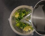 A picture of step 1 of Lemon–Coriander Immunity Shot (Detox + Vitamin C Booster).