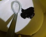 A picture of step 1 of Oreo cheze truffle.