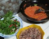Foto langkah ke 3 dari resep Cumi asin,pete,kemangi pedas.