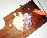 Foto langkah ke 1 dari resep Nasi goreng sederhana.