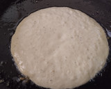 Foto del paso 2 de la receta: Arepas🫓de maiz🌽a mi manera🧈con queso🧀crema y miel🥯🧇🍯
