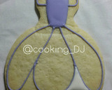 Foto langkah ke 2 dari resep Tutorial : Sofia the First Cookies.
