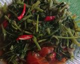 Foto langkah ke 6 dari resep Tumis sayur kangkung.
