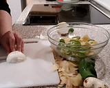 Foto del paso 4 de la receta: Patatas a lo Pobre con Champiñones (en el microondas)