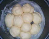 Foto langkah ke 3 dari resep Roti Awan Isi Coklat (menggunakan magic com dgn 1 telur).