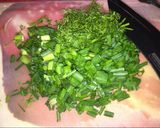 Hình bước làm 1 của món Đầu cá nấu dưa chua