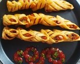 A picture of step 7 of Striped Samose (Samose with Potato and peanuts filling).