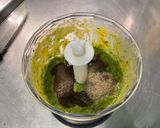 Une image de l'étape 6 de Sauce salade à la coriandre, framboise et oignon rouge.