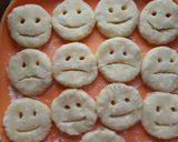 Foto langkah ke 2 dari resep Smiley Cheese Potato.