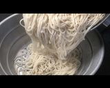 A picture of step 2 of Schezwan noodles.