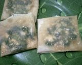 Foto langkah ke 4 dari resep Martabak mini telur tahu.