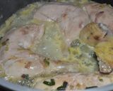 Foto del paso 4 de la receta: Pollo con crema de queso roquefort