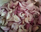 A picture of step 1 of Masalah bhindi # Eid kay pkwan.