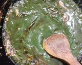 A picture of step 5 of Palak paneer restaurant style.