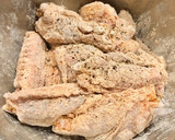 Foto del paso 5 de la receta: Alitas de Pollo crujientes al horno
