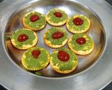 A picture of step 2 of Monaco Biscuit Sandwich.