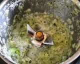 A picture of step 1 of Simple String beans rice bath.