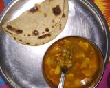 A picture of step 6 of Green chana mushroom ki sabji.