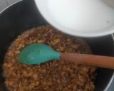 Foto langkah ke 4 dari resep Isian Bakpao Ayam Jamur Kecap.