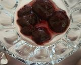 Foto langkah ke 6 dari resep Black Cherry Chocolate Panna Cotta.