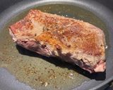 A picture of step 1 of Beef Wellington.