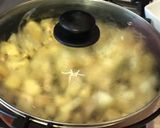 A picture of step 3 of Suki bhaji.