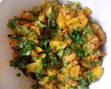 A picture of step 3 of Spicy Cauliflower and Potato Curry.