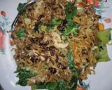 Foto langkah ke 5 dari resep 105. Mie Sayur Pedas Mantul.