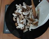 奶油蒜香炒香菇的食譜步驟7照片
