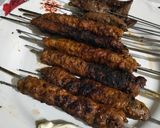 صورة لخطوة 4 من وصفة شيش كباب مشوي عالفحم