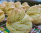 Foto langkah ke 9 dari resep Soes rhum vla.