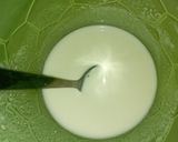 A picture of step 1 of Fruit cream.