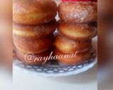 A picture of step 5 of Plain doughnuts.
