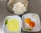 A picture of step 1 of Japanese White Omurice.