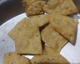 जीरा आटा निमकी (Jeera aata nimki recipe in hindi) रेसिपी चरण 4 फोटो