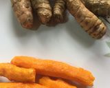 A picture of step 1 of Pure turmeric drink.