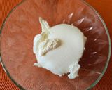 A picture of step 2 of Pomegranate Mosambi Frozen Yoghurt Bites.