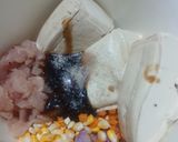 Foto langkah ke 5 dari resep Dua Menu: Tahu Ayam Kukus dan Sop Ayam Tahu.